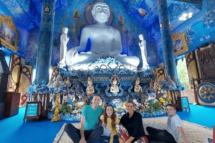Blue Temple Chiang Rai (Wat Rong Suea Ten)